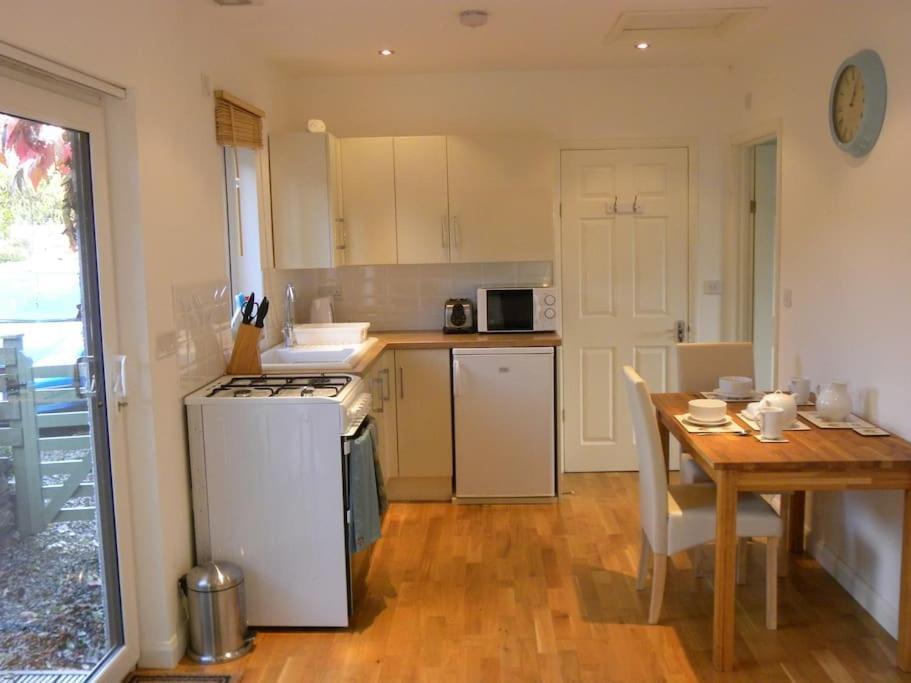 Oakey Orchard - Cosy Apartment In Tamar Valley, Cornwall Saint Dominick Eksteriør billede